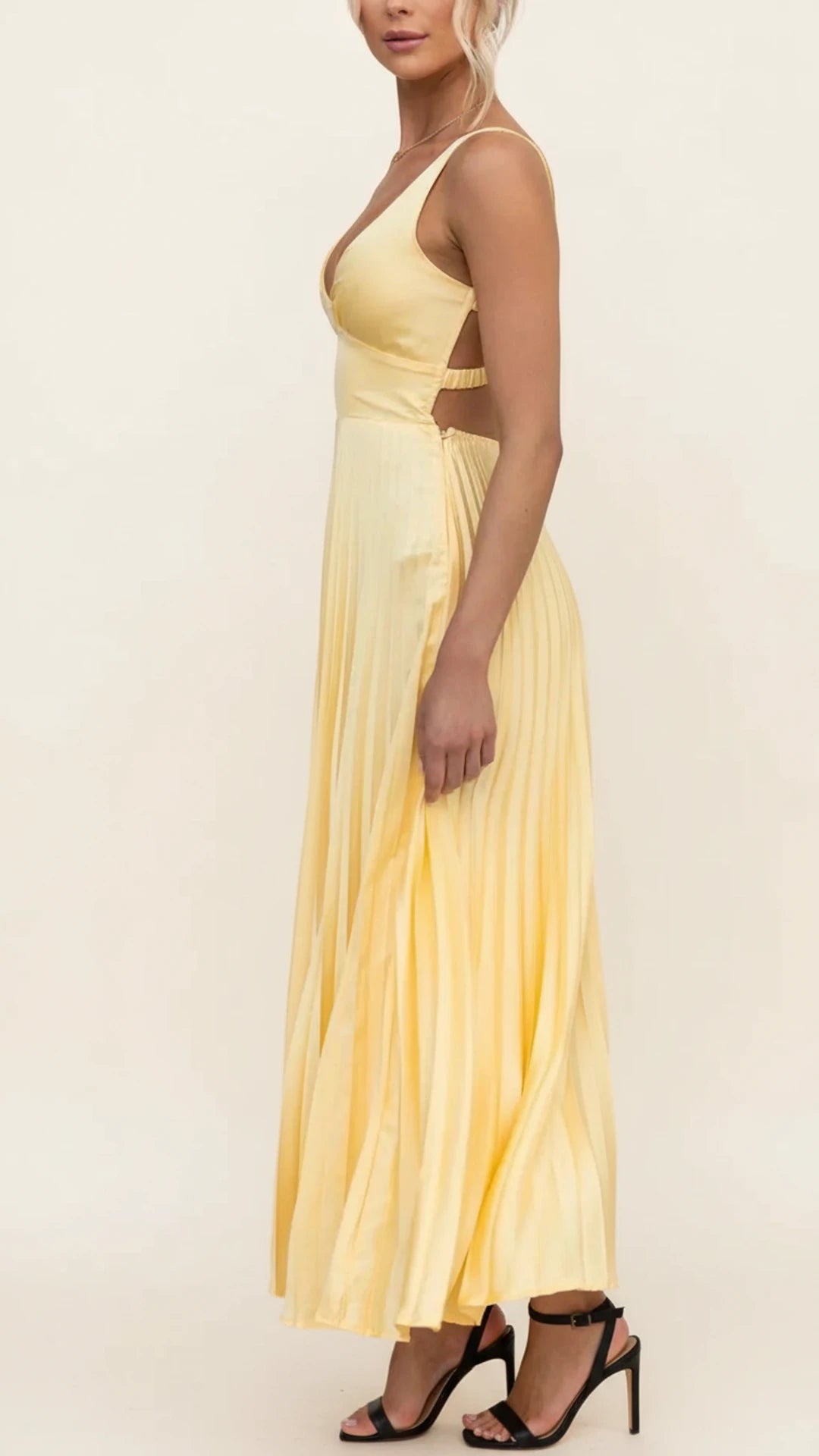 Elegant Pleated A Line Empire Waist Backless Maxi Dress