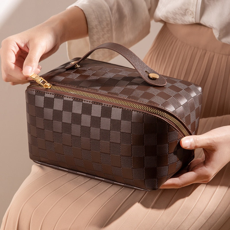 Niropi | Luxury Checkered Make-up Cosmetic Bag