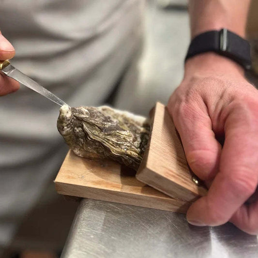 Niropi | Premium Wood Handle Oyster Shell Opener Clamp