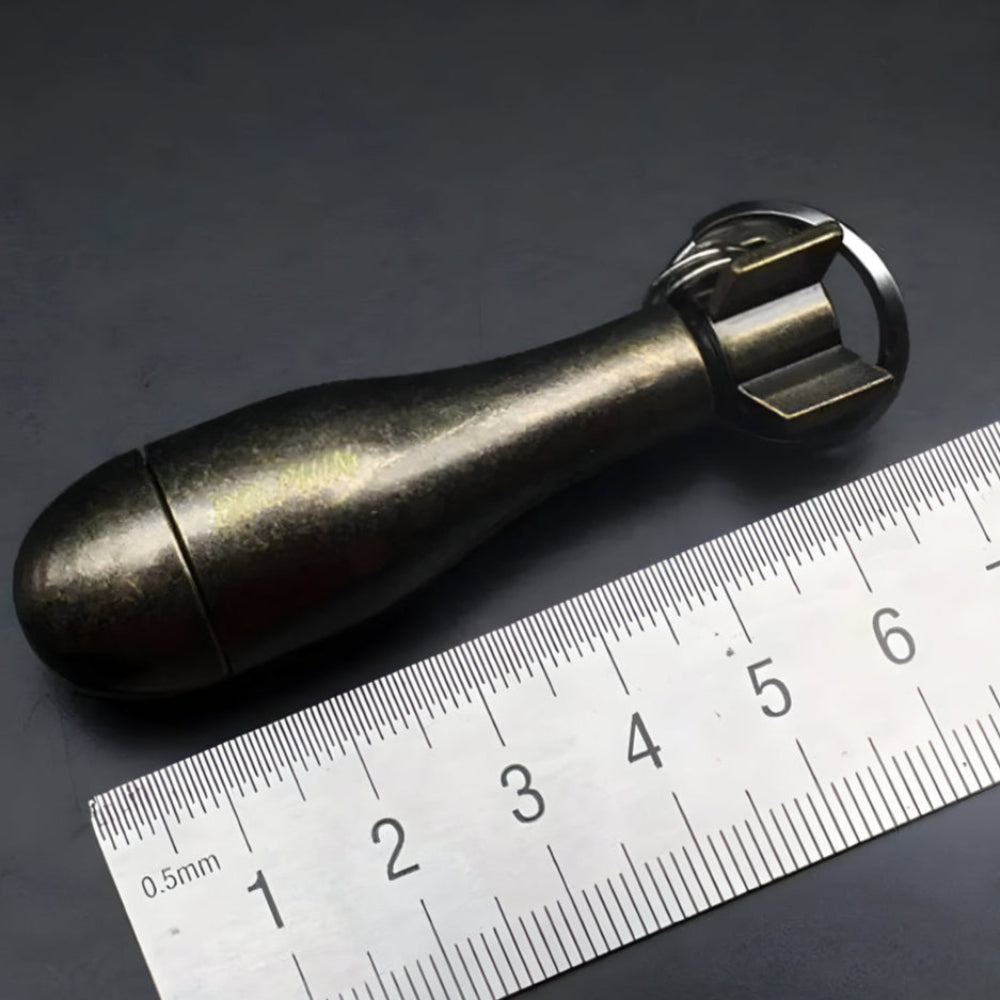 Niropi | Survival Waterproof Flint Fire Starter Keychain