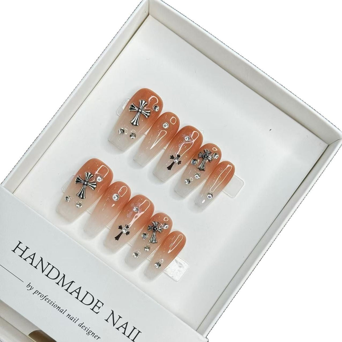 Handmade Decorative Press-On Nail Set with Metallic Accents