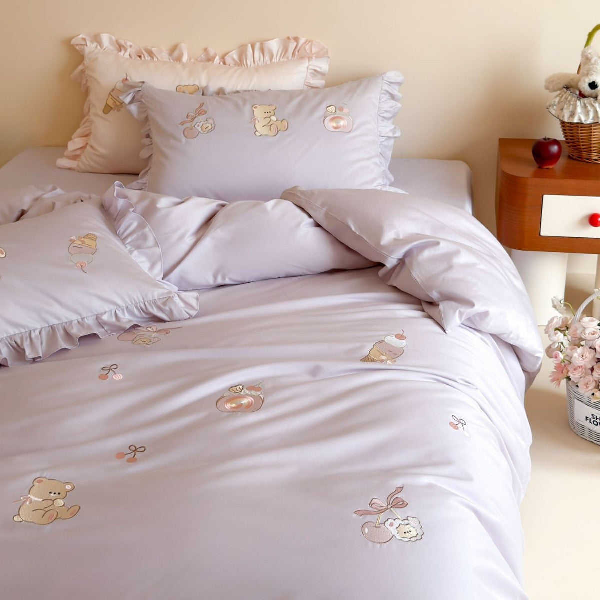 Children's Ruffled Bedding Set with Satin Finish and Bear & Dessert Embroidery