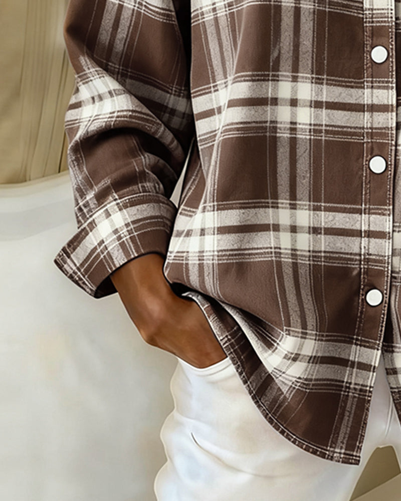 Niropi | Checked Pattern and Notched Lapel