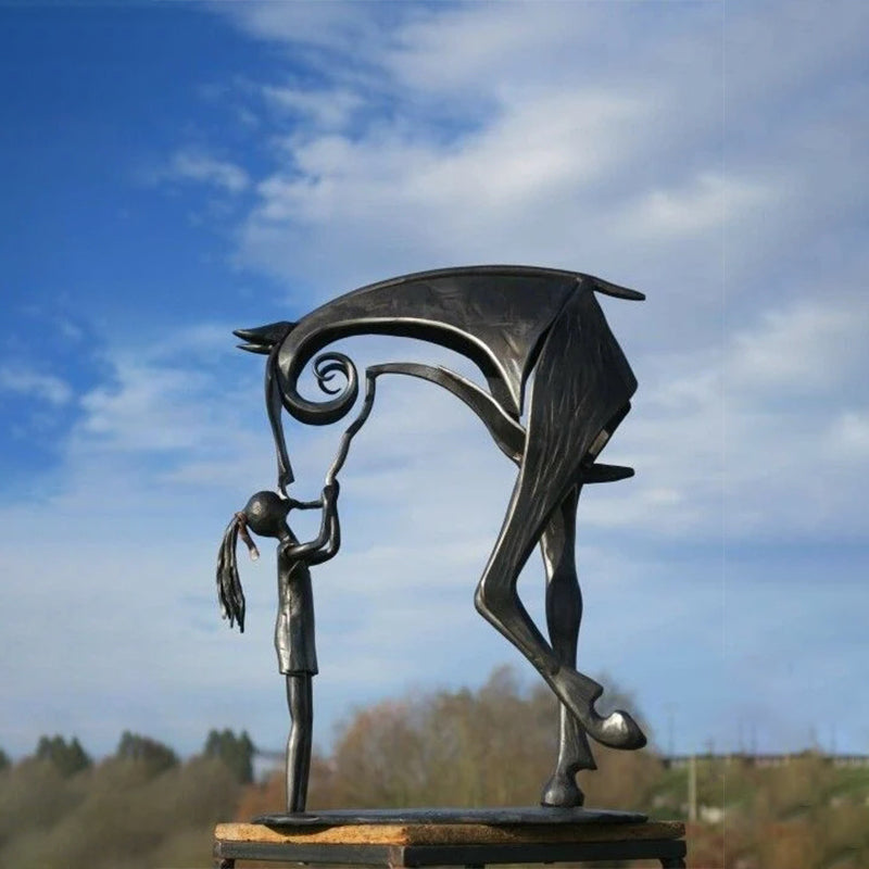 Niropi | Kiss Horse Sculpture