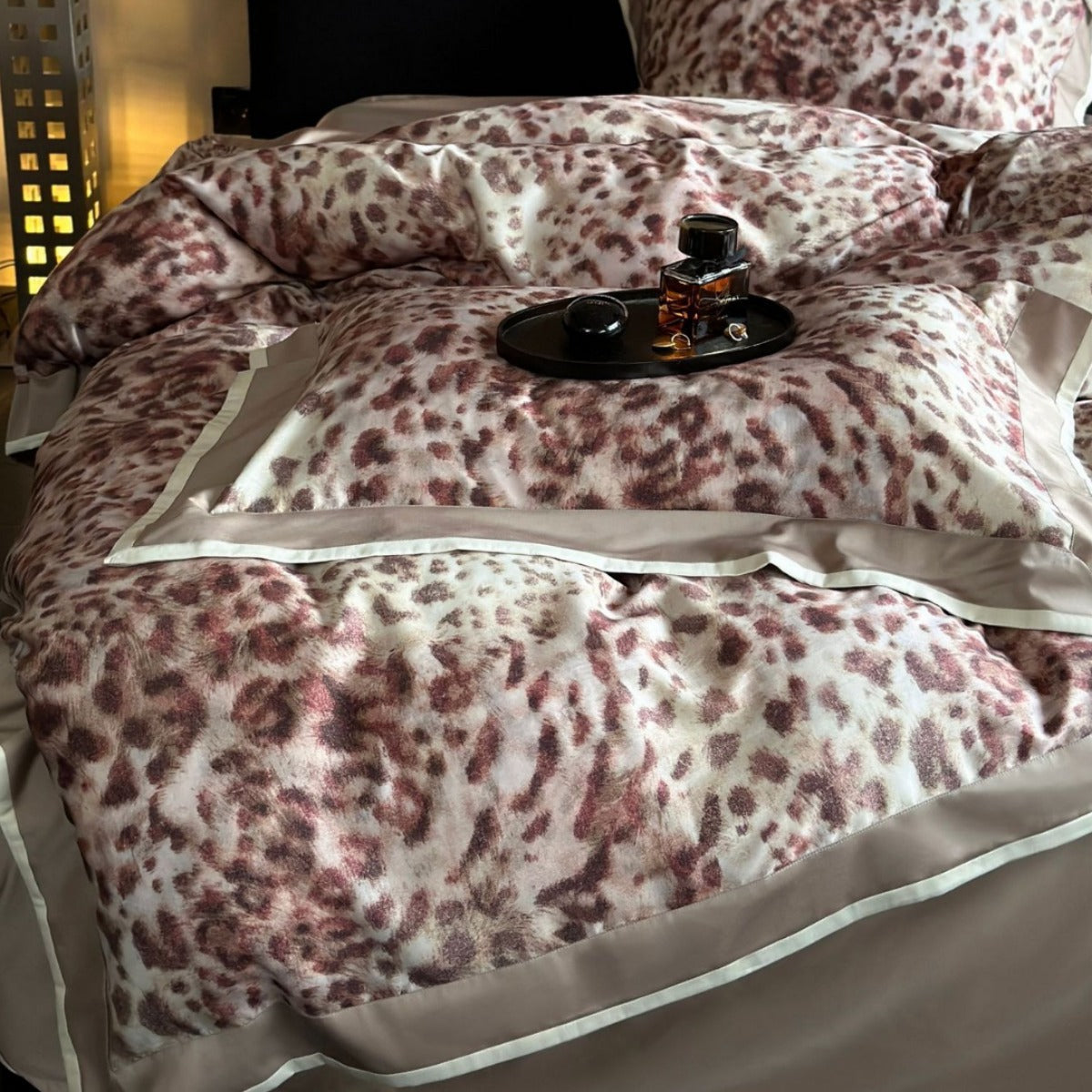 Cotton Sateen Bedding Set with Delicate Leopard Print and Contrast Piping