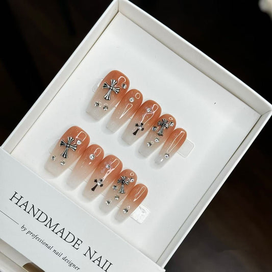 Handmade Decorative Press-On Nail Set with Metallic Accents