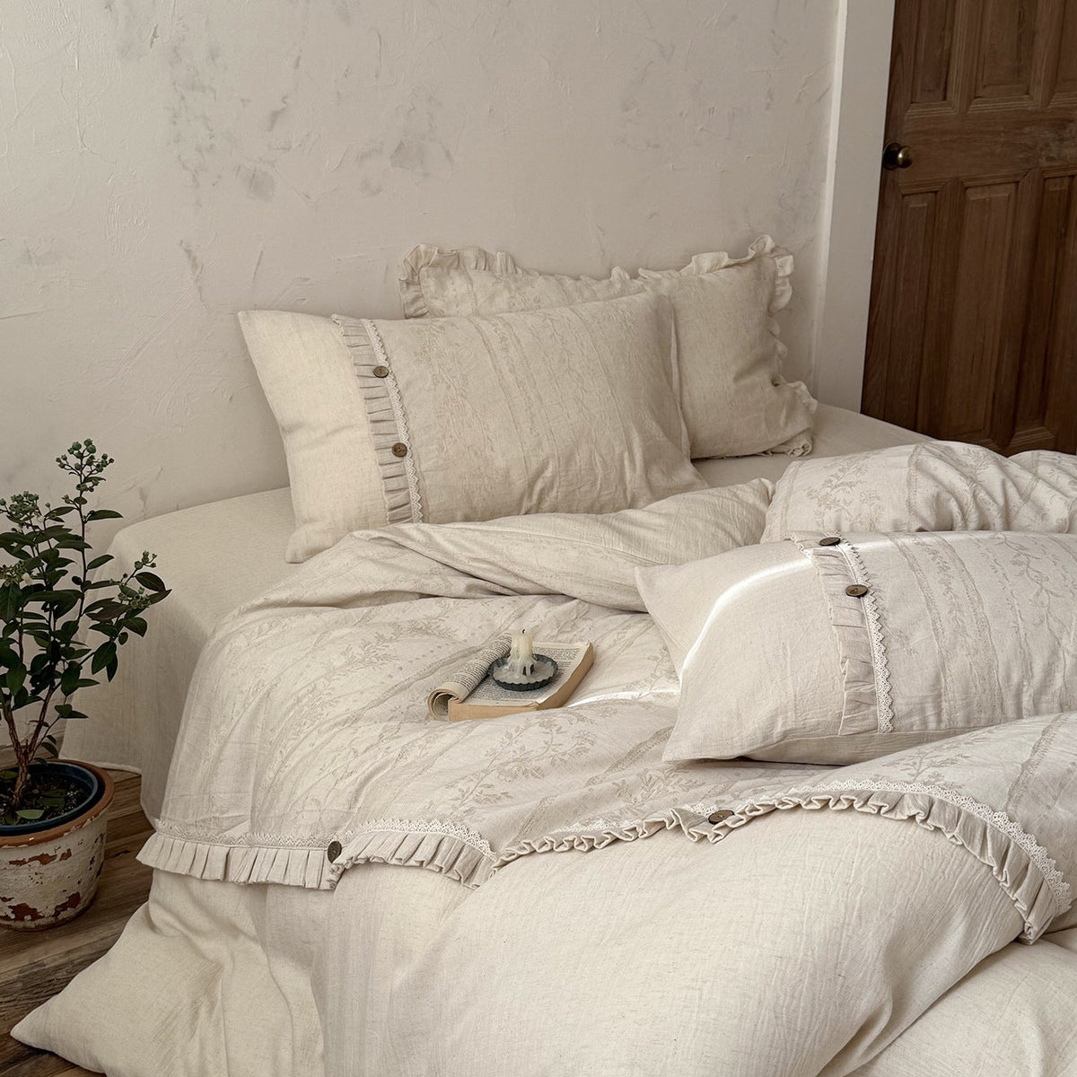 Linen-Look Bedding Set with Ruffles and Button Closure