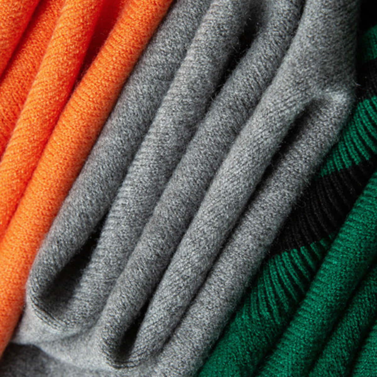 Men's Soft and Stylish Comfort Sweater