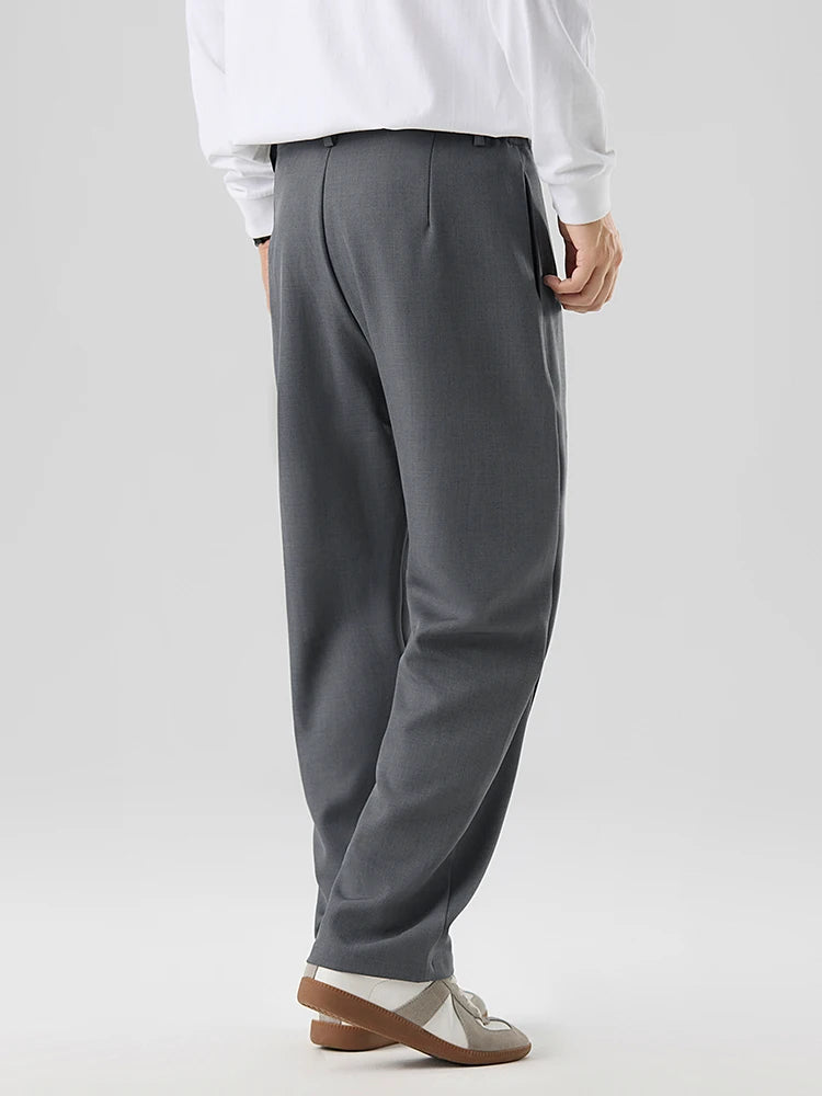 Image of Men's Wide Leg Pleated Pants