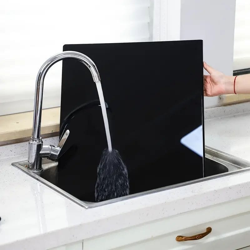 Non-Slip Transparent Black Acrylic Cutting Board