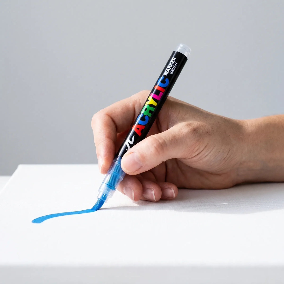 Paint Markers with Flexible Tip