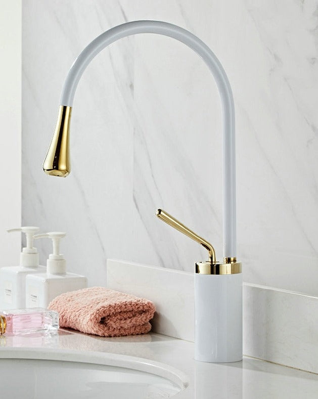 StreamSwirl | Elegant Rotating Faucet