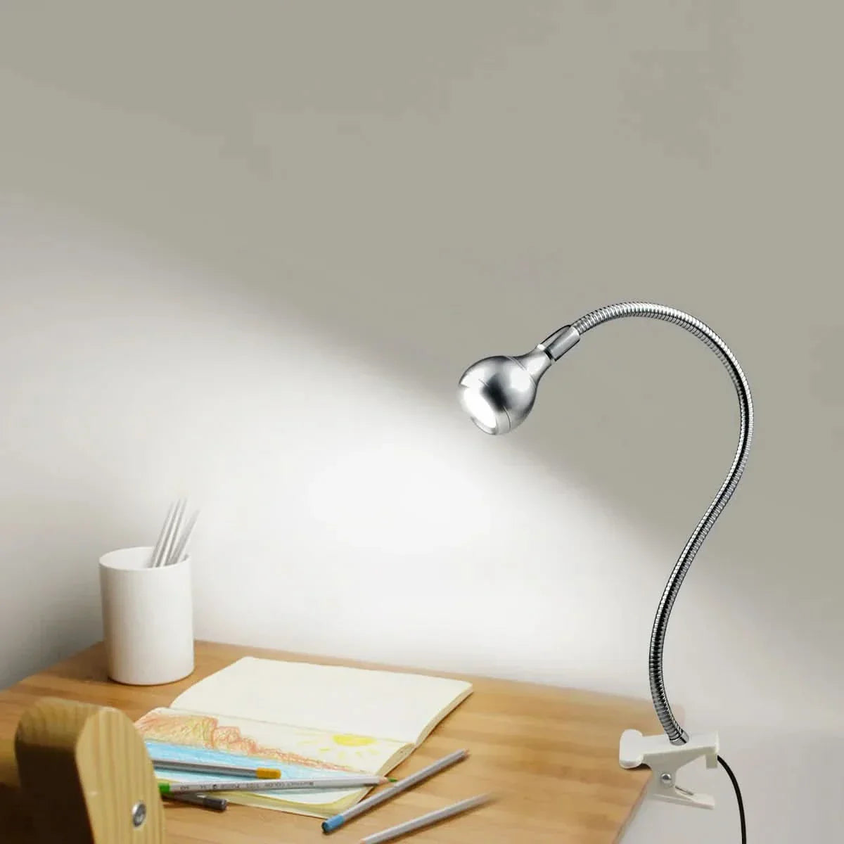 USB LED Reading Lamp with Flexible Arm