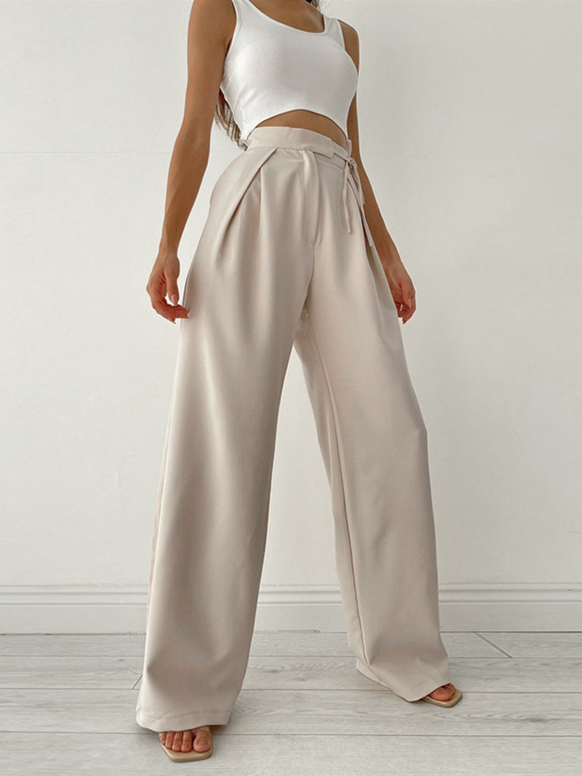 Image of Women's High-Waisted Wide Leg Pants